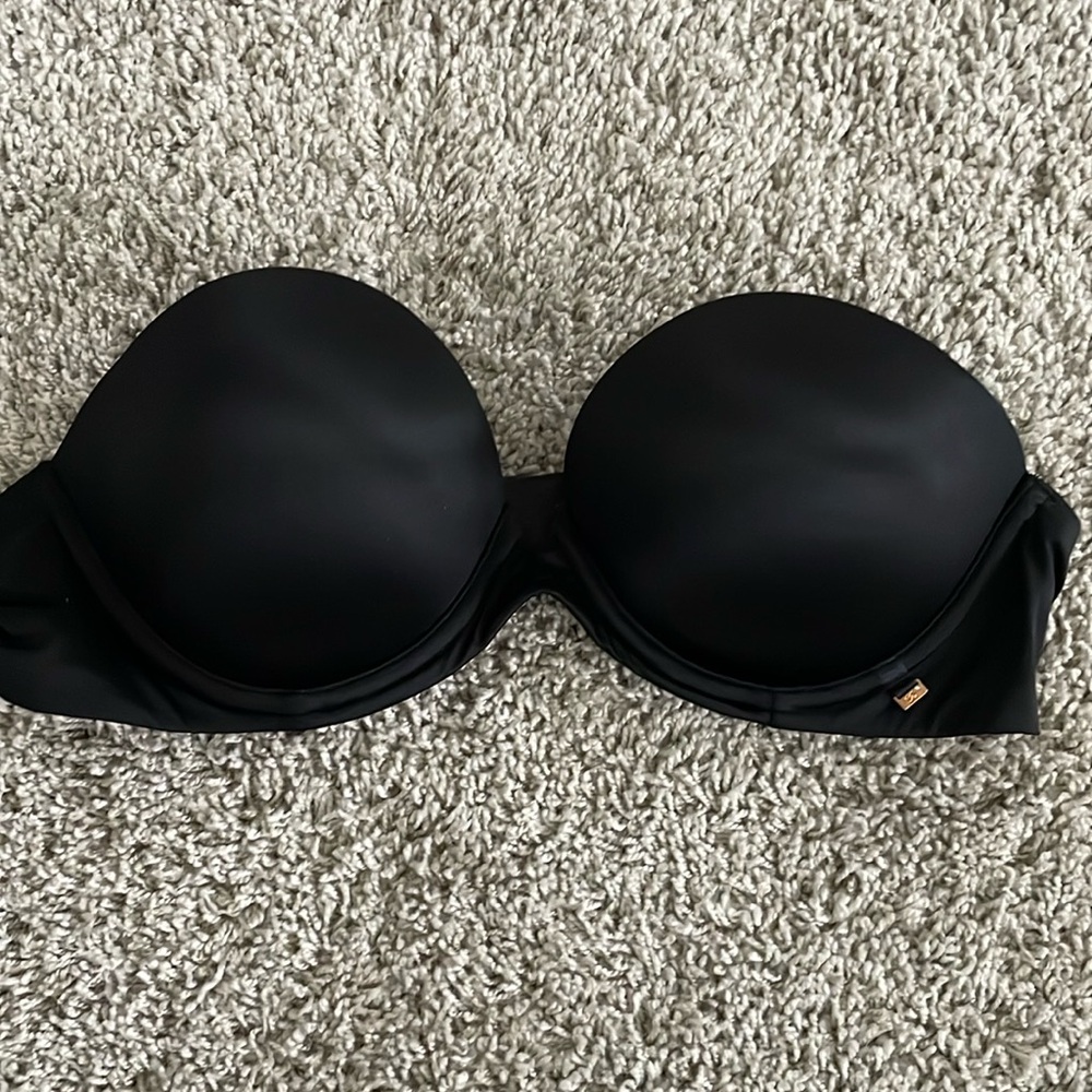 Victoria’s Secret Underwire Strapless Padded Bra 34B